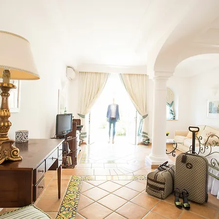 Caesar Augustus 5* Anacapri