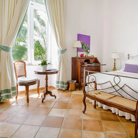 Caesar Augustus Szálloda