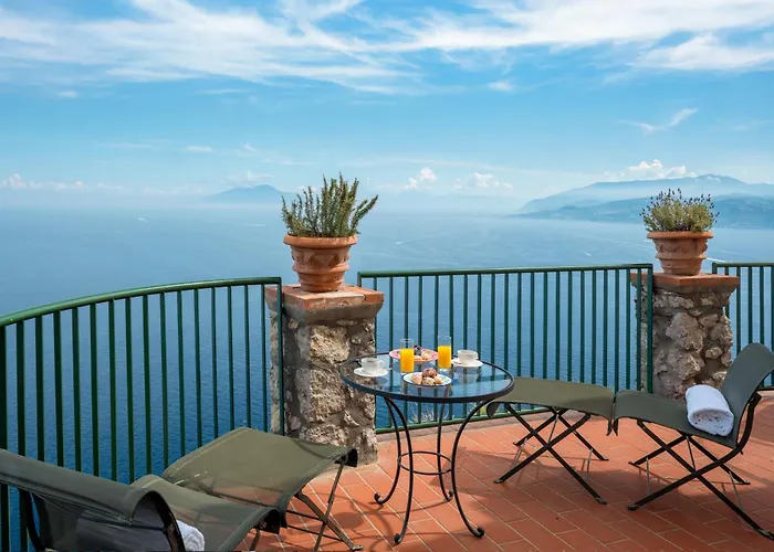 Caesar Augustus Szálloda